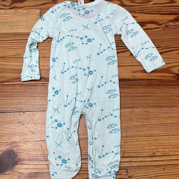 Kate Quinn Pisces Long Sleeve Footie - Picture 2 of 3